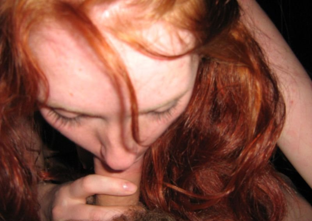 Рыжие голые жены домашнее